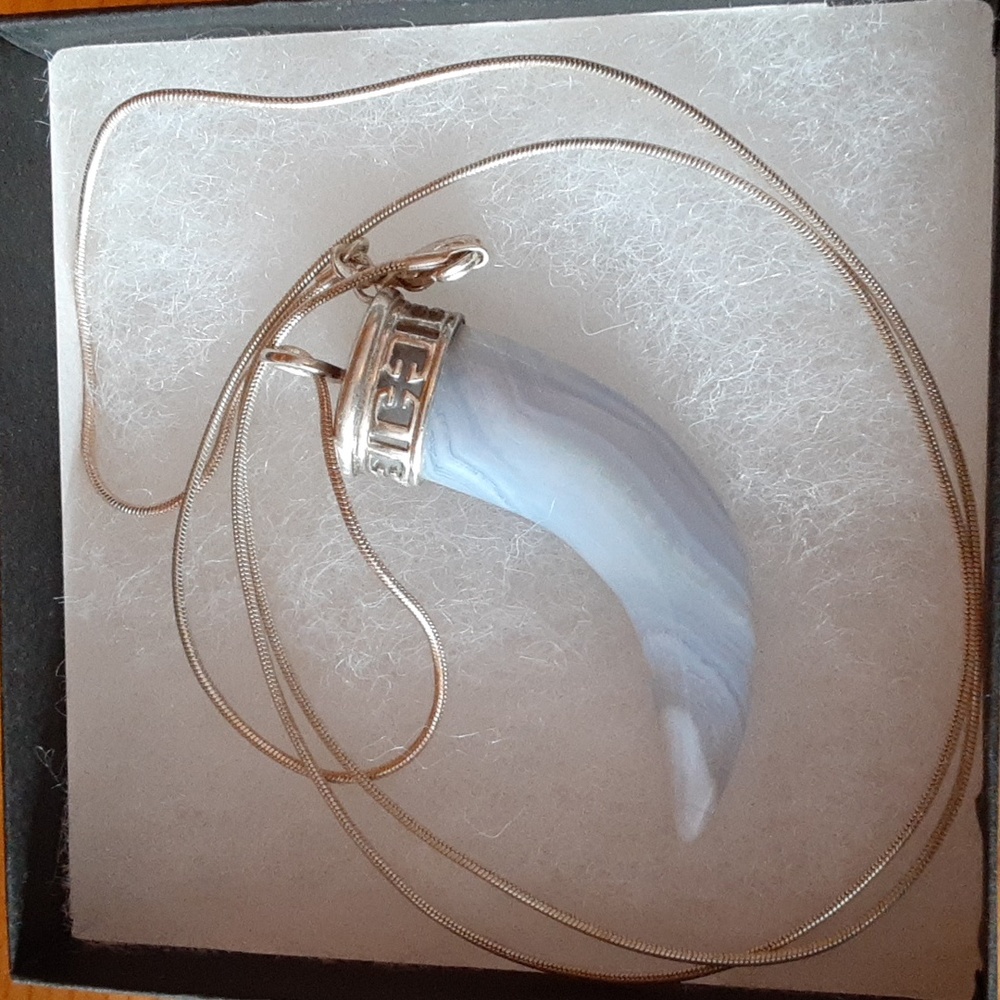 Agate necklace